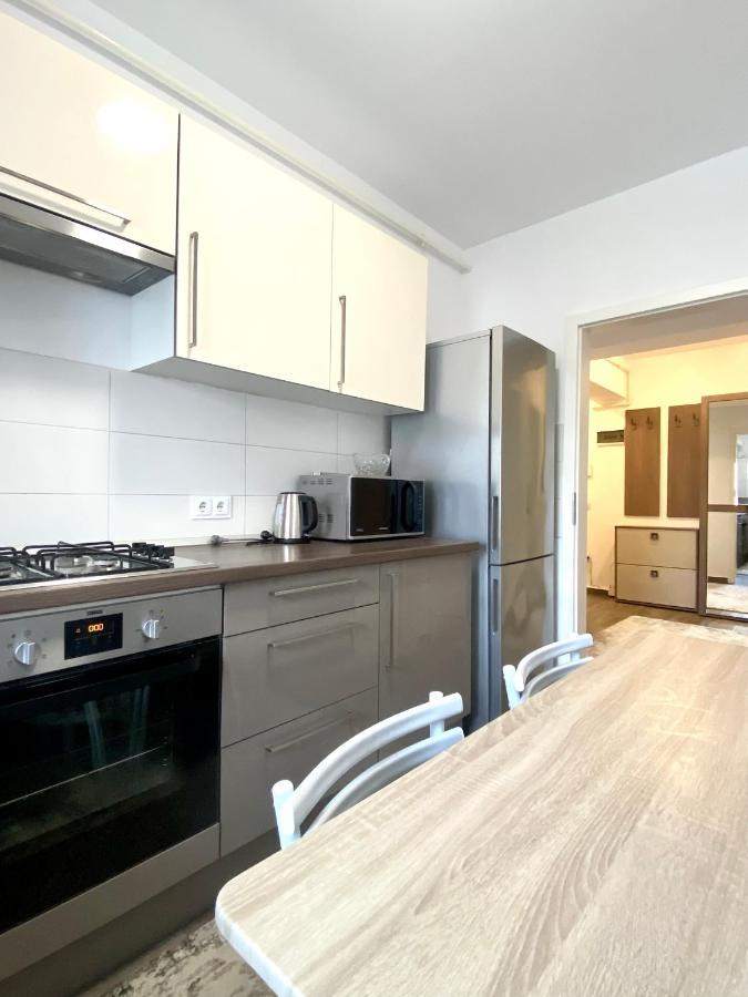 Daria'S Apartment Брашов Екстериор снимка