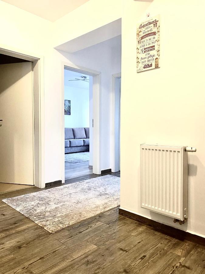 Daria'S Apartment Брашов Екстериор снимка